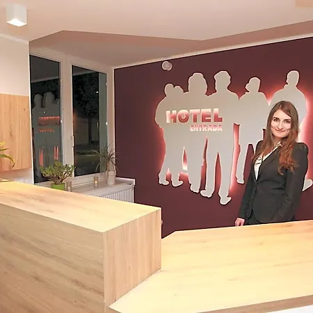 מלון Hotel-restaurant Entrada